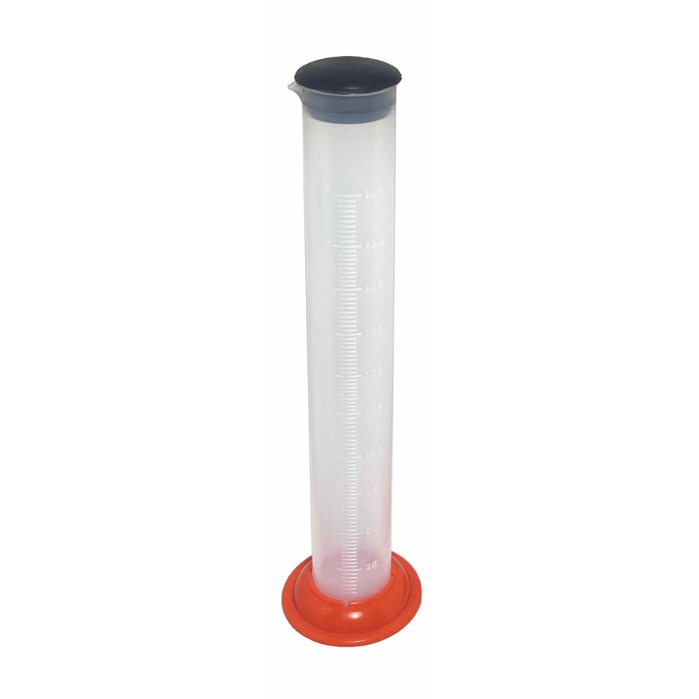 Graduated measuring cup with cap - 250 ml Graduated measuring cup with cap - 250 ml