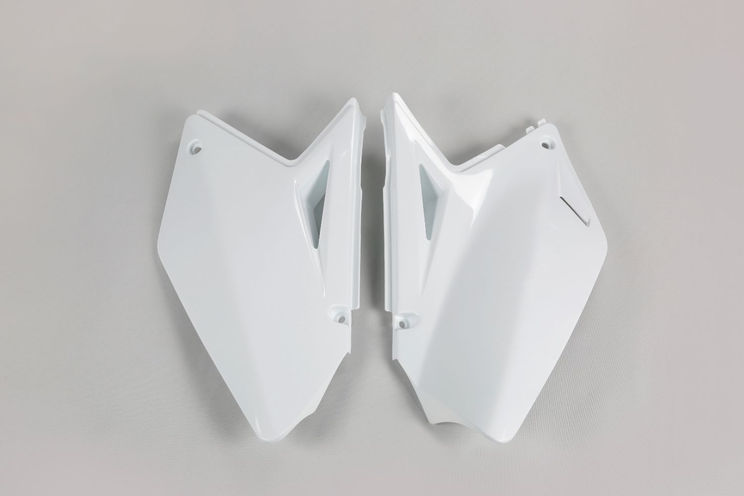 Side number plates Suzuki RMZ 250 (07-09) white* SU04902-041