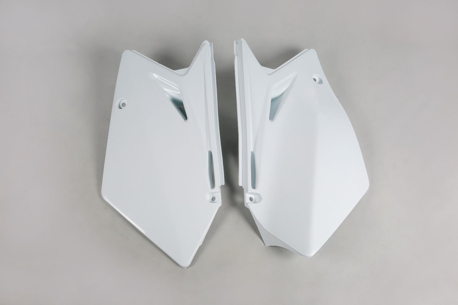 Side number plates Suzuki RMZ 450 (07) white* SU04906-041