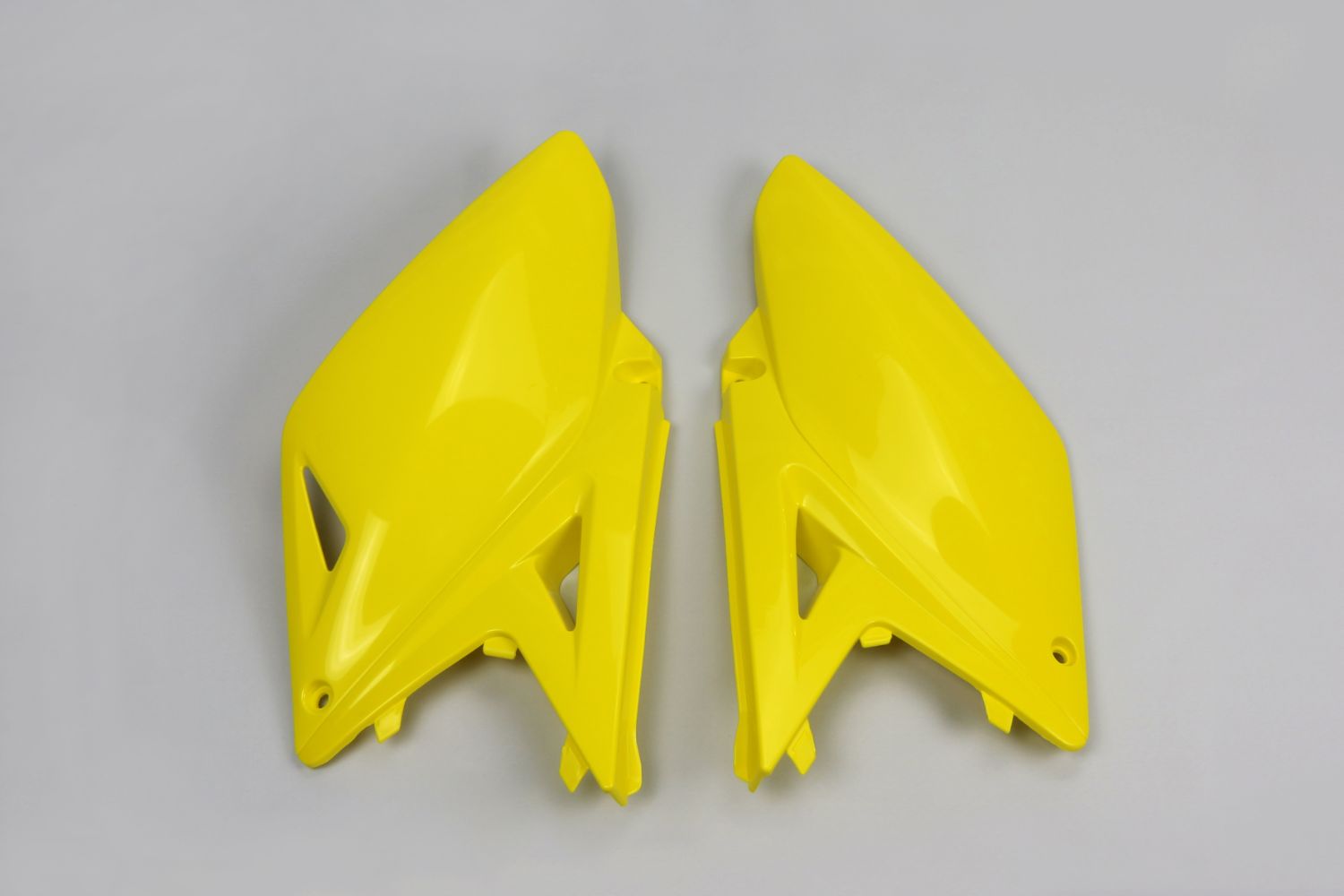 Side number plates Suzuki RMZ 250 (10-18) yellow SU04929-102